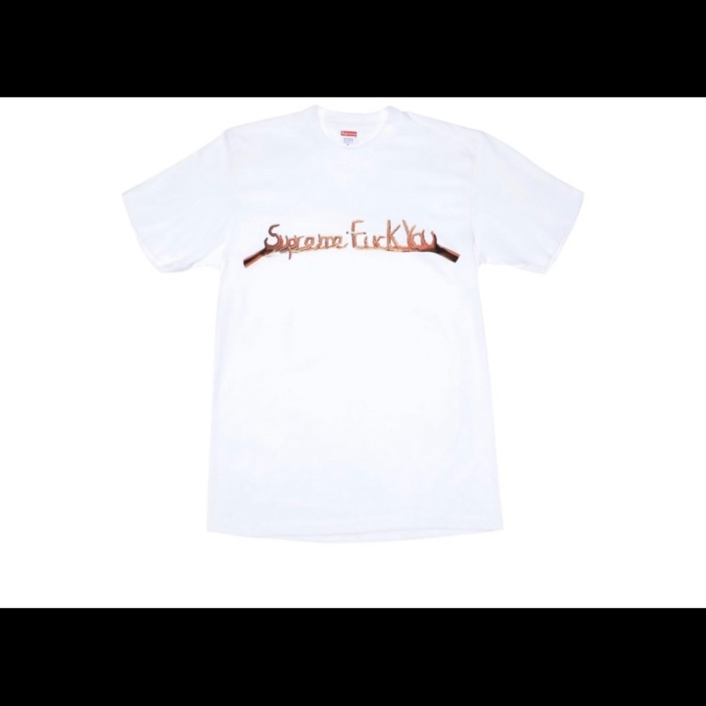 Supreme - Picture 2 of 3